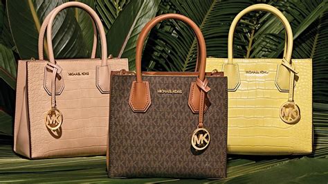 michael kors donkergroene|Michael Kors online store.